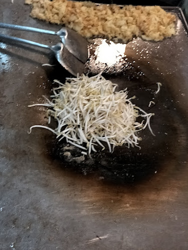 ร้านหอยทอดแม่สำอางค์ - อำเภอท่าตะเกียบ