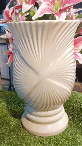 ตลาดสตาร์ไนท์บาร์ซ่า - การบริการอาหารและที่พัก