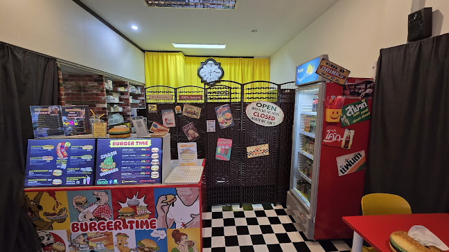 Bus Terminal / สถานีขนส่งจันทบุรี, 28/7 Chanthaburi, ต.วัดใหม่, อำเภอเมืองจันทบุรี จันทบุรี 22000