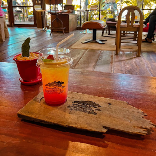 260 16 หมุ่ 4 ซอย ศรีจันทร์ 27 ตำบลในเมือง อำเภอเมืองขอนแก่น ขอนแก่น 40000