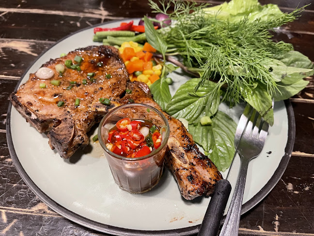 Opinii despre เรื่องของสเต๊ก สาขาชลประทาน în อำเภอเมืองนครราชสีมา - การบริการอาหารและที่พัก