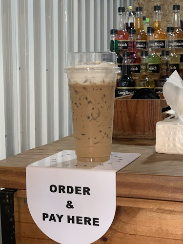 Alinda CAFE' - การบริการอาหารและที่พัก