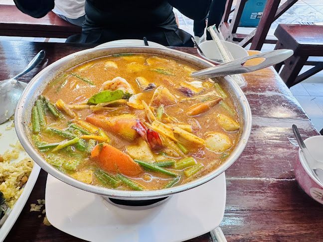 Comentarii opinii despre ร้านNumber.6 patong