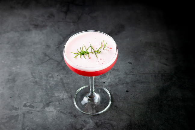 Comentarii opinii despre The Cloud Rooftop Pool Bar