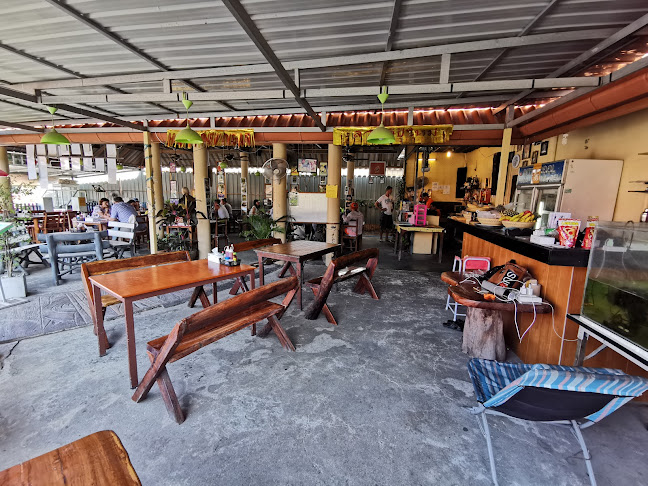 Comentarii opinii despre ร้านอาหาร 502