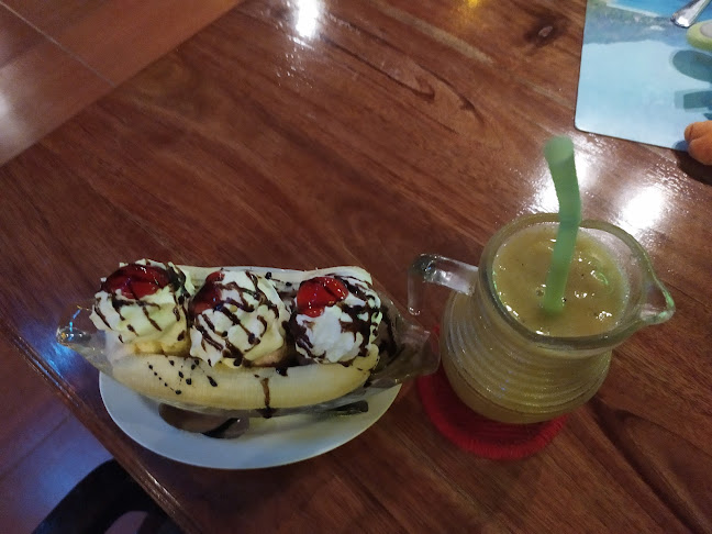 สบาย คอร์เนอร์ - การบริการอาหารและที่พัก