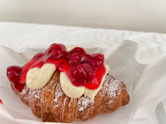 Fatboy's croissant - การบริการอาหารและที่พัก