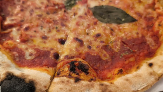 Kindee Pizzeria & Steak House