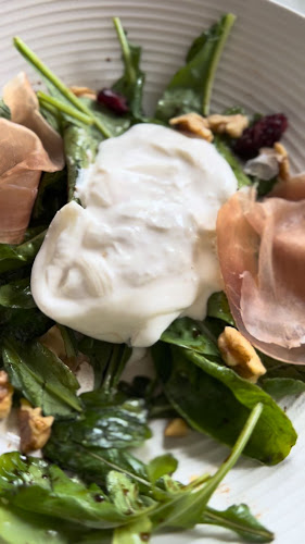 Sweet cigarette cafe&bar - อำเภอบางละมุง