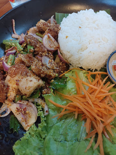 P4CC+QV8 ตำบลปากน้ำโพ อำเภอเมืองนครสวรรค์ นครสวรรค์ 60000