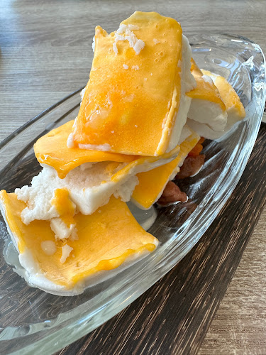 Lamai fresh coconut ice cream (lamai shop) - อำเภอเกาะสมุย