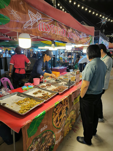 กังสดาลไนท์ - การบริการอาหารและที่พัก