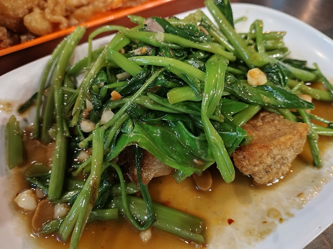 เฉินหลง ข้าวต้มเงินล้าน สาขา พุทธมณฑลสาย 4 - การบริการอาหารและที่พัก