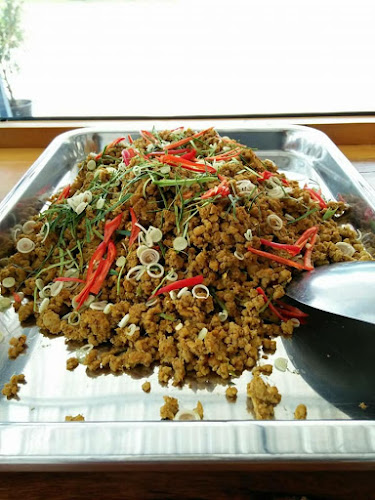 Q73W+F8J อ.วัฒนานคร มุ่งหน้าไป จ.สระแก้ว ร้านตั้งอยู่ทางโค้งก่อนถึง ม.บูรพา(วิทยาเขตสระแก้ว) ในอู่วงค์สวัสดิ์ ตำบล วัฒนานคร