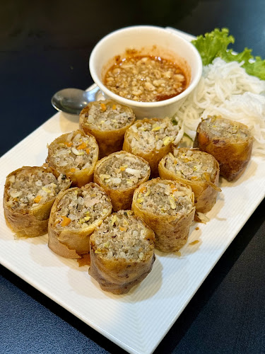 Comentarii opinii despre ร้านอาหารเวียดนามซินจ่าวเวียตหาดใหญ่ (วีทีแหนมเนืองหาดใหญ่)