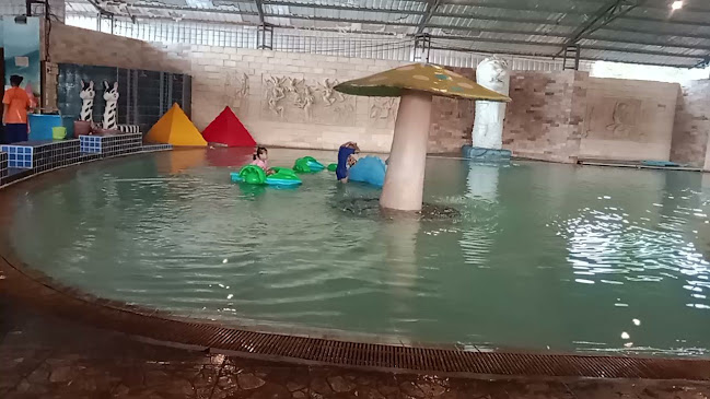 สวนอาหาร ระเบียงเคียงน้ำ สาขา 2