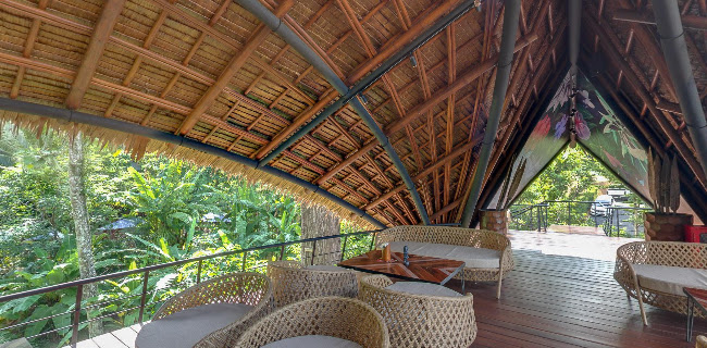 Three Monkeys Restaurant - อำเภอเมืองภูเก็ต