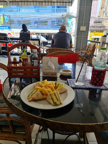 Opinii despre NUT Restaurant în อำเภอบางละมุง - การบริการอาหารและที่พัก