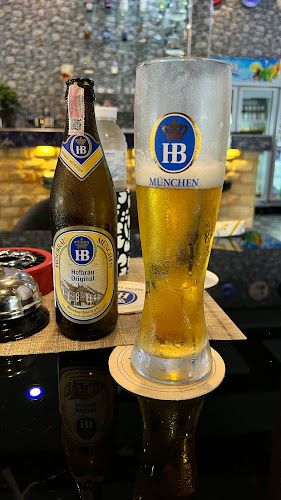Torti's Biergarten - การบริการอาหารและที่พัก