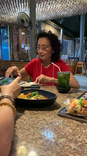 Baikingu Japanese Buffet Garden Restaurant - การบริการอาหารและที่พัก