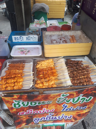 Opinii despre รัาน ชัยชนะ în อำเภอเมืองภูเก็ต - การบริการอาหารและที่พัก