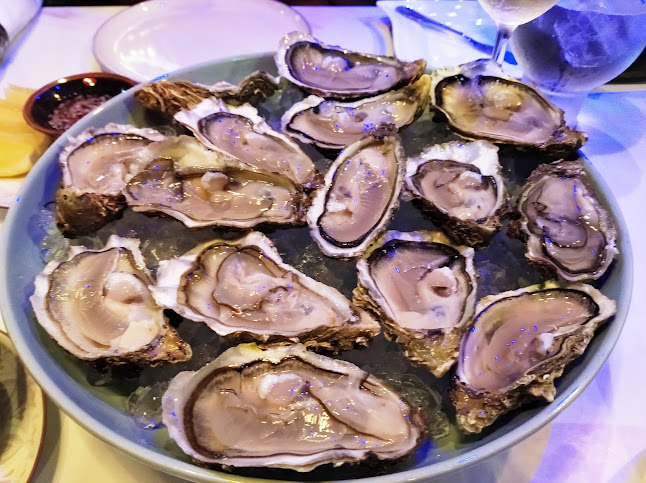 Alter Ego - การบริการอาหารและที่พัก