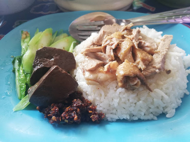 ตลาดโต้รุ่งหนองระบู พะเยา ตำบล เวียง อำเภอเมืองพะเยา พะเยา 56000