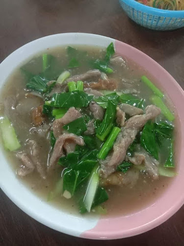 Opinii despre ร้านอีสานแซ่บ ซีฟู้ด în อำเภอเมืองภูเก็ต - การบริการอาหารและที่พัก