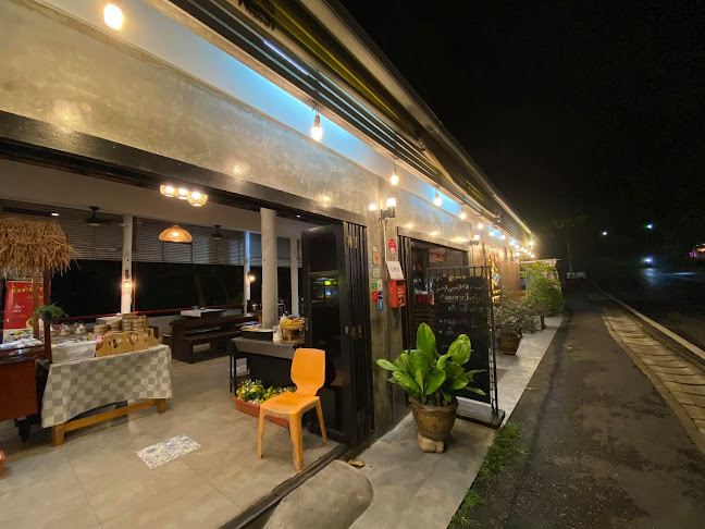 Pantai Seaview Restaurant Halal Food