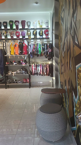 MMA GUY Cafe & Ice Bath - การบริการอาหารและที่พัก