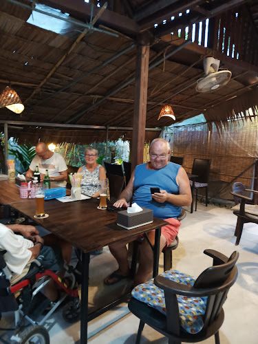 Weissbier Garden - การบริการอาหารและที่พัก