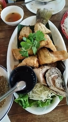 Opinii despre ตํากระเทย อุบลราชธานี Tumkratoei (Ubon Ratchathani) în อำเภอเมืองอุบลราชธานี - การบริการอาหารและที่พัก