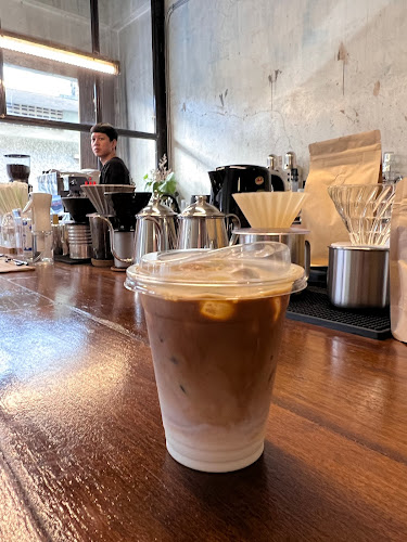 Opinii despre SongSarn(ส่งสาร) Coffee & Home Roaster în อำเภอเมืองอุบลราชธานี - การบริการอาหารและที่พัก