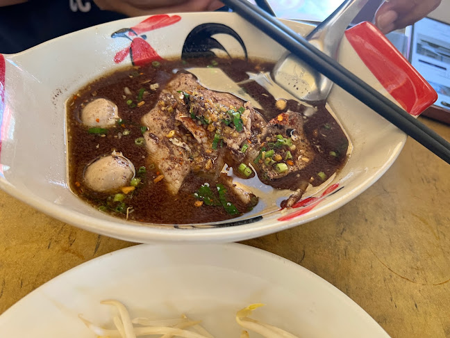 Comentarii opinii despre ก๋วยเตี๋ยวเรือหลังวัง