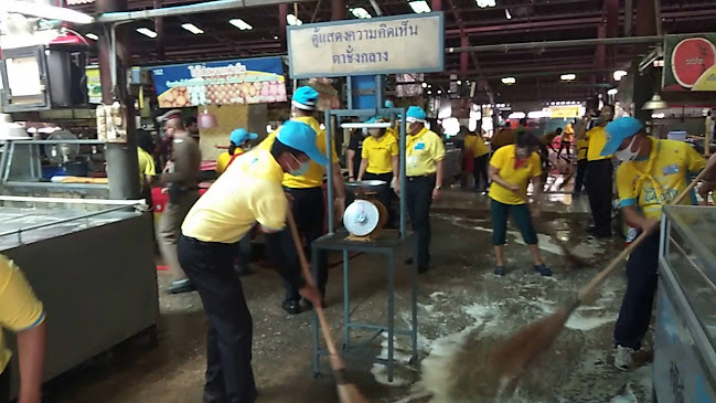 ตลาดหนองไผ่ล้อม