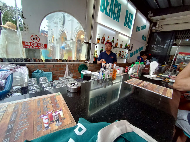 94 ถ. ทวีวงศ์ ตำบลป่าตอง อำเภอกะทู้ ภูเก็ต 83150