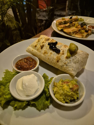 ศาลา เม็กซิกาลี - Phuket