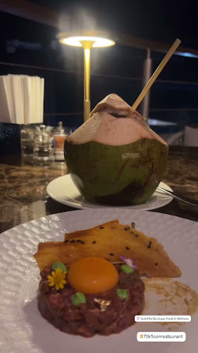 7th Floor Restaurant & Bar - อำเภอถลาง