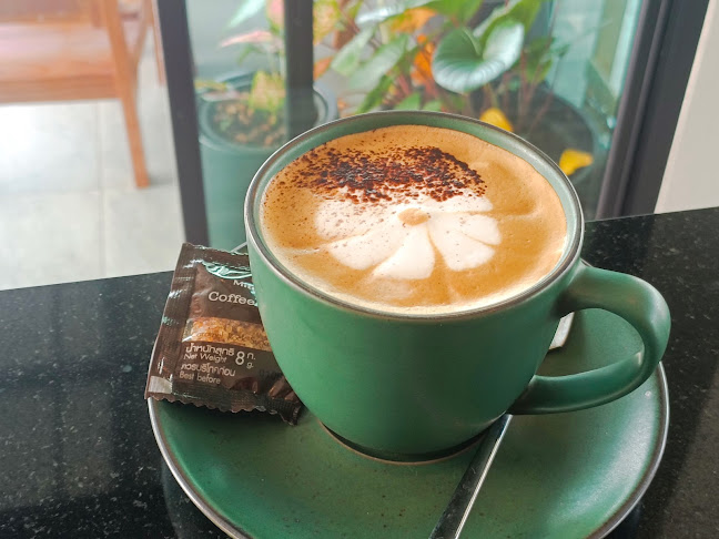 Comentarii opinii despre Hug Cupfe & Bistro