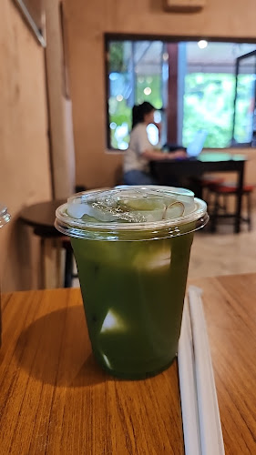 Saereesook ร้านกาแฟ เสรีสุข - การบริการอาหารและที่พัก
