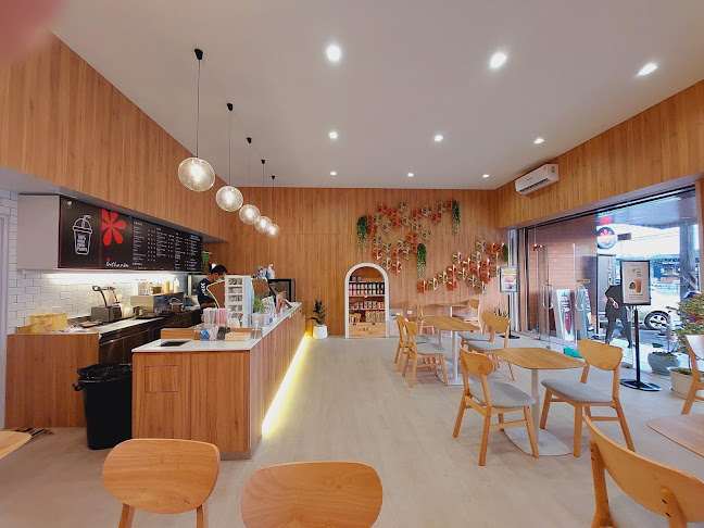 Inthanin coffee ถนนมหาราช