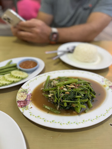 Opinii despre น้องวิน ข้าวต้มโต้รุ่ง เกาะสมุย în อำเภอเกาะสมุย - การบริการอาหารและที่พัก