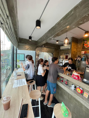 3WCF+CGP ถนน แหลมฉบังใต้ ตำบลทุ่งสุขลา อำเภอศรีราชา ชลบุรี 20230