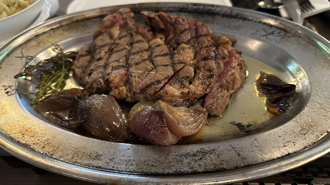 Robin Hood Tavern - อำเภอบางละมุง