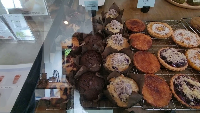 26 ถนน กาญจนวนิช ซอย 17 ตำบล หาดใหญ่ อำเภอหาดใหญ่ สงขลา 90110