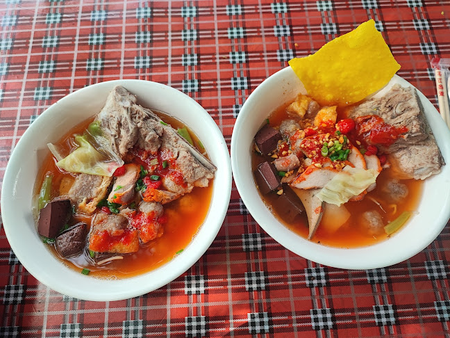 Opinii despre ตาตั๊ม ก๋วยเตี๋ยวโบราณน้ำแดง în อำเภอเมืองสงขลา - การบริการอาหารและที่พัก