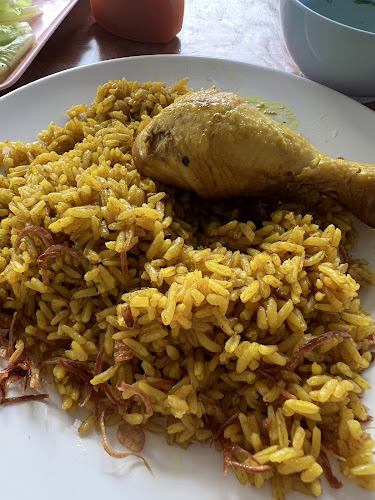 Comentarii opinii despre Roti Phuket โรตีภูเก็ต (โรตีพระเสวย)