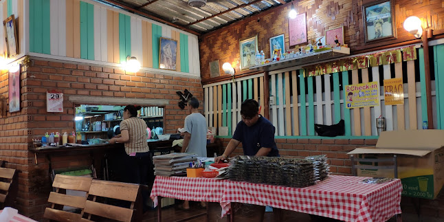 Opinii despre Sam pi nong family seafood în อำเภอเมืองภูเก็ต - การบริการอาหารและที่พัก