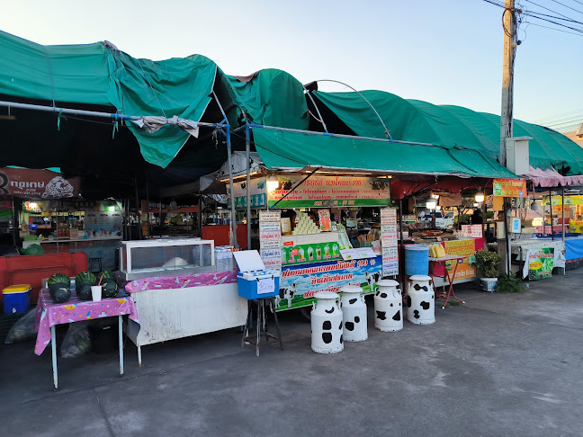 Opinii despre อำพรเย็นตาโฟ เจ้าแรกในพะเยาขายนานกว่า24ปี în อำเภอเมืองพะเยา - การบริการอาหารและที่พัก