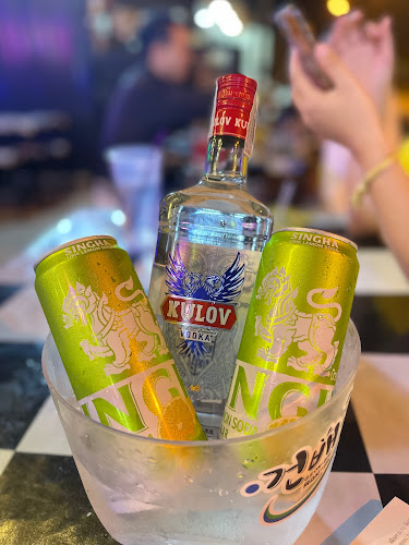 ร้าน ไนน์ - อำเภอเมืองนครราชสีมา